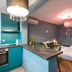 Private In The Centre Apartman *