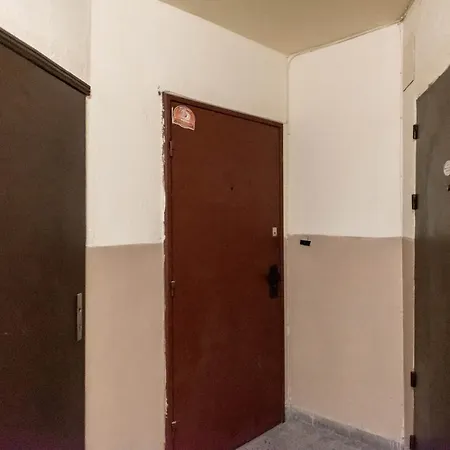 Private In The Centre *