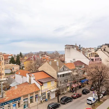 Budget In The Heart Of * Varna