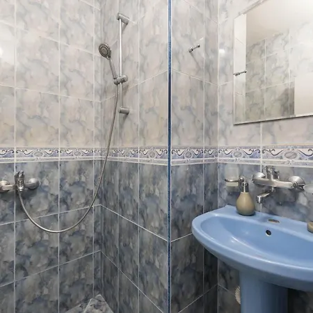 Appartement Budget In The Heart Of Varna