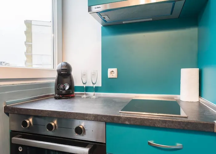 Private In The Centre Apartment *