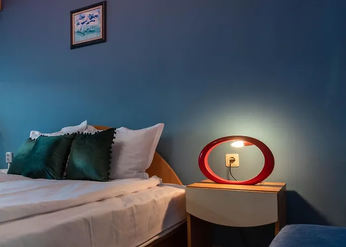 Private In The Centre Apartment