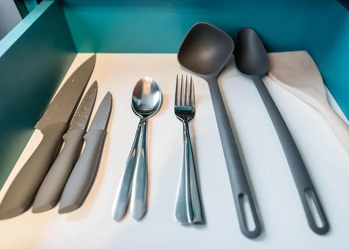 Private In The Centre Apartment *